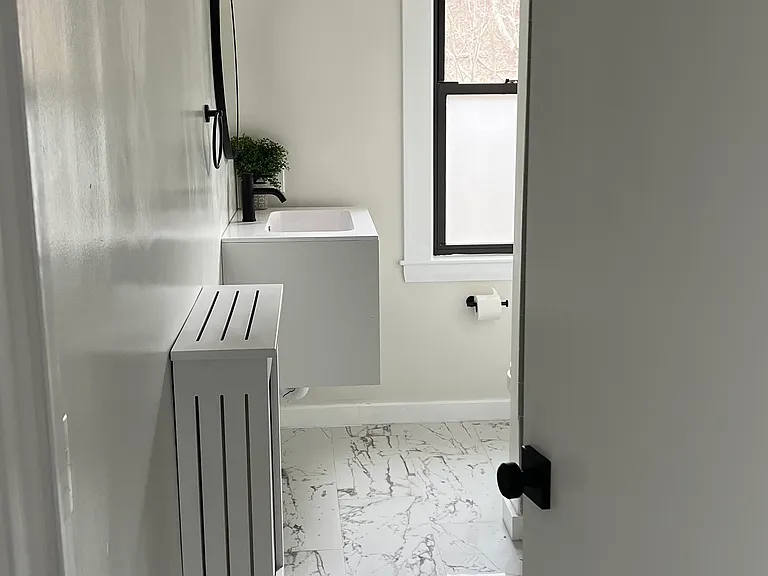 12 Eaton Ct #2 — Photo 12