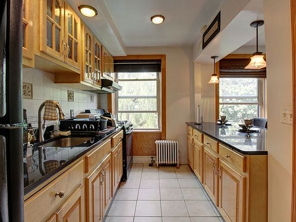 5th image of 114 Dean St #3
