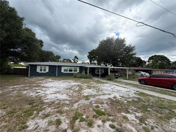 105 Lake Sears Dr, Winter Haven, FL 33880