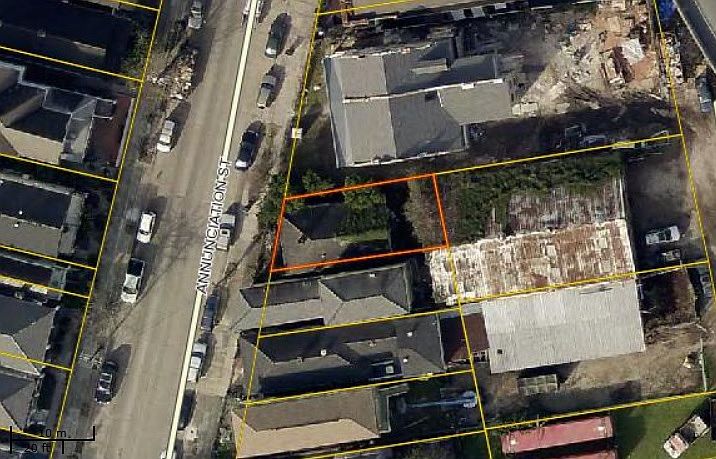 1st image of 1228 Annunciation St