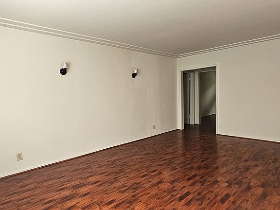 2nd image of 347 N Hayworth Ave #347