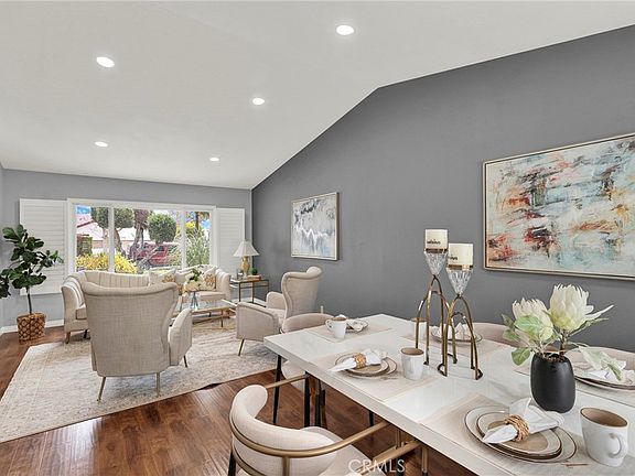 5th image of 3026 S Baker St