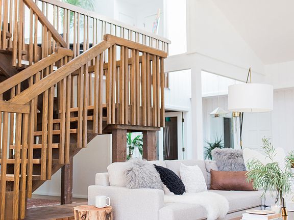 Living room & staircase 