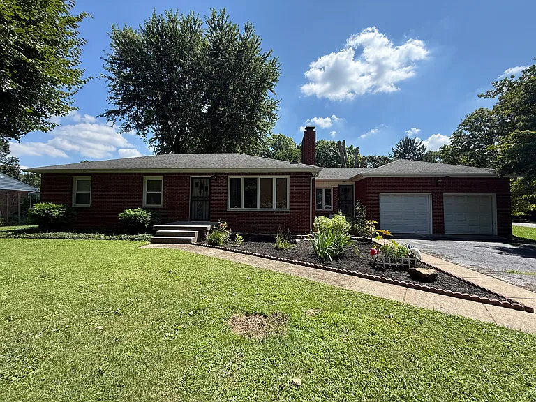 4691 Anita Dr — Photo 1
