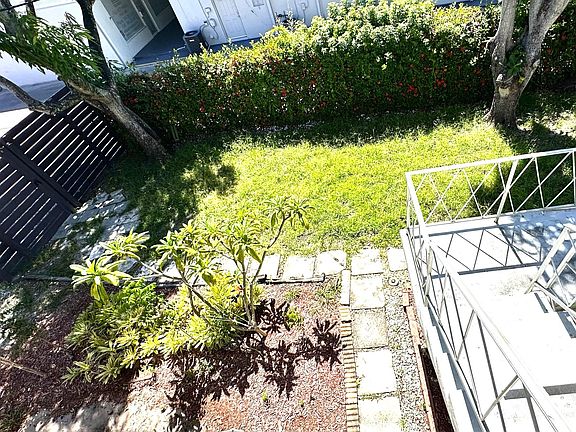 5th image of 4213 NE 21st Ave #3A