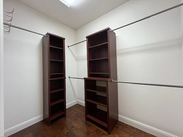 381 Havasu Ct — Photo 18