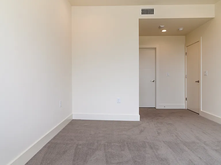 604 N Bluff Dr #245 — Photo 17