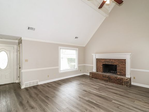 5th image of 4376 Walden Cv