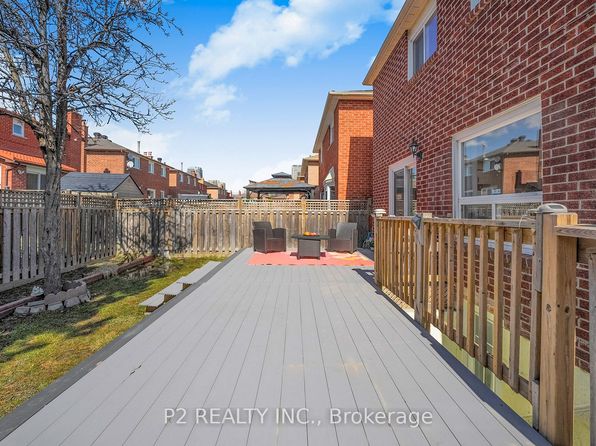 164 Macedonia Cres, Mississauga, ON L5B 3J5