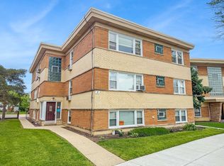 39 Conti Pkwy #2N, Elmwood Park, IL 60707