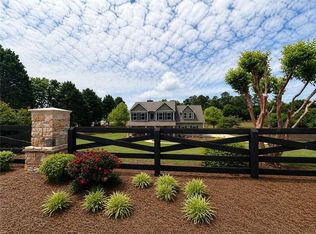 25 Cambridge Farms Dr, Hoschton, GA 30548