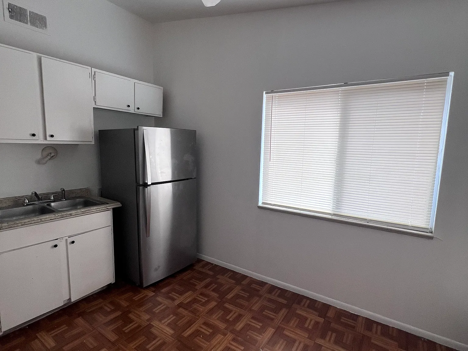 2 bed, 800 sqft, $1,475 — Photo 4