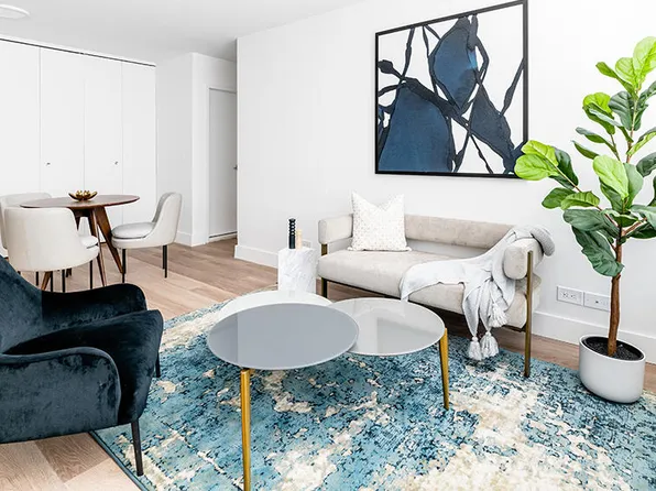 340 East 34th Street image 5 of 11