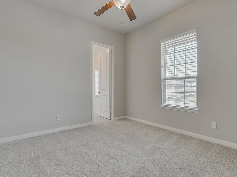 708 Blueberry Way — Photo 27