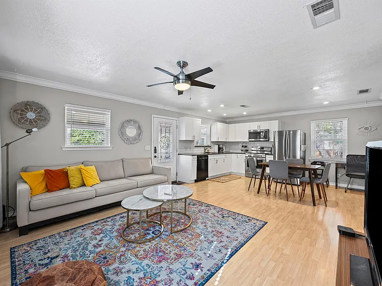 1137 Richardine Ave — Photo 16