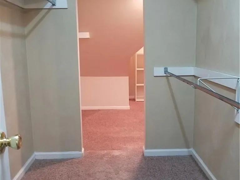 1591 Winthrope Dr — Photo 12