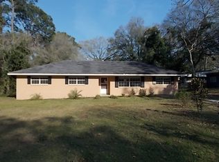 907 Julia Pl, Bainbridge, GA 39819