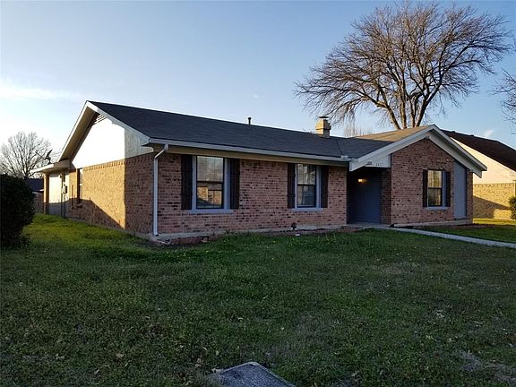2nd image of 2617 Sam Houston Dr