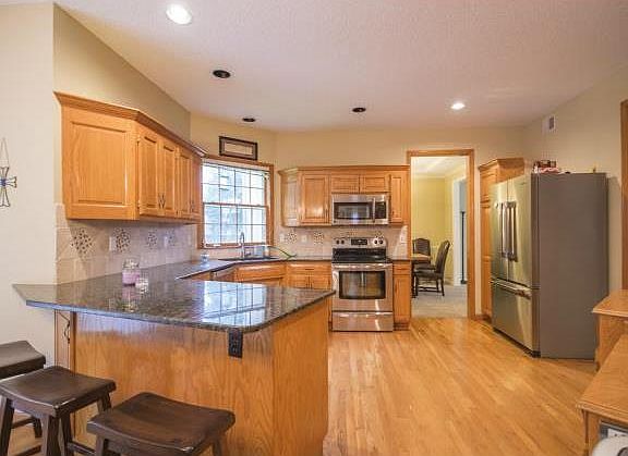 5th image of 13178 England St