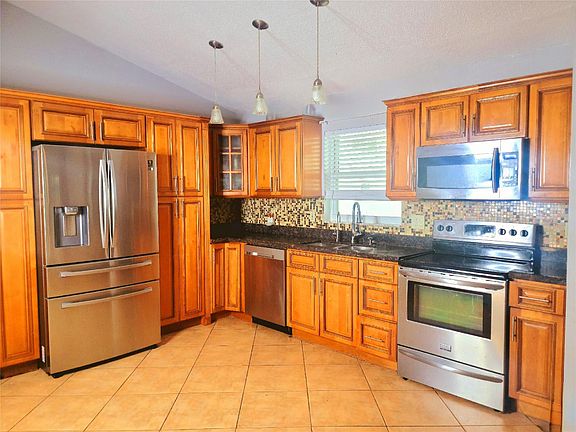3rd image of 3319 NW 23rd Court