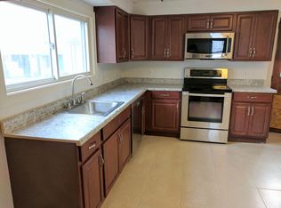 64 Center St, Pittston, PA 18640