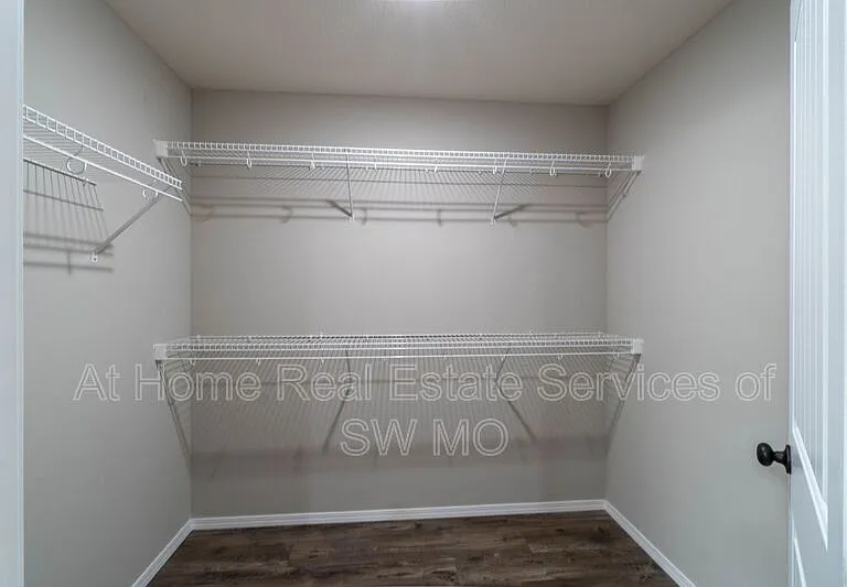 1803 S 15th Ave — Photo 11
