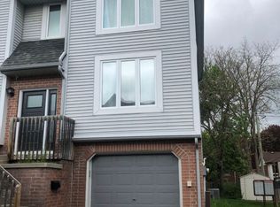 132 Brighton St #10, Waterloo, ON N2J 4S6