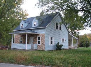 828 Pizza Barn Rd, Blairsville, PA 15717