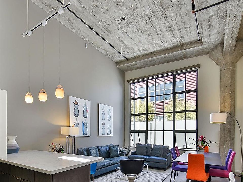 1st image of 601 4th St Unit 302