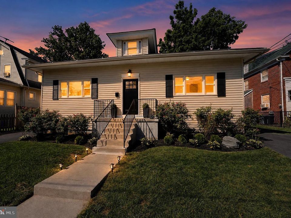 1st image of 708 Colford Ave