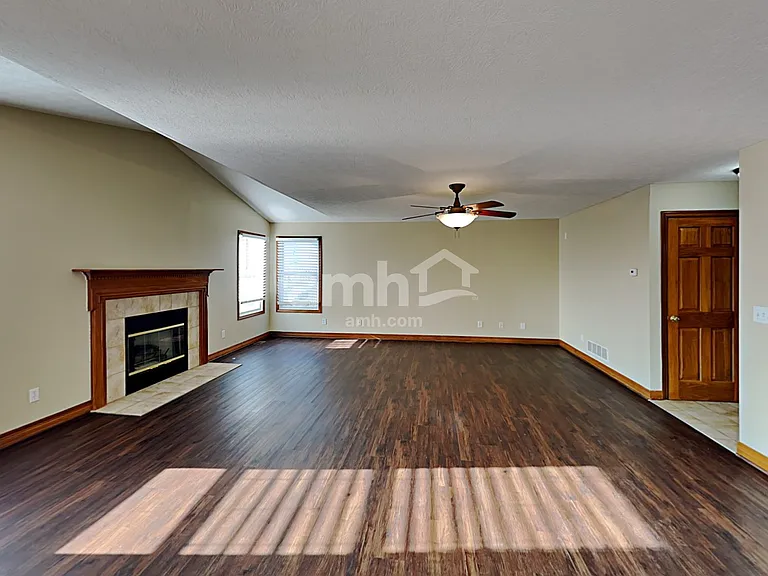 811 Corylus Dr — Photo 9