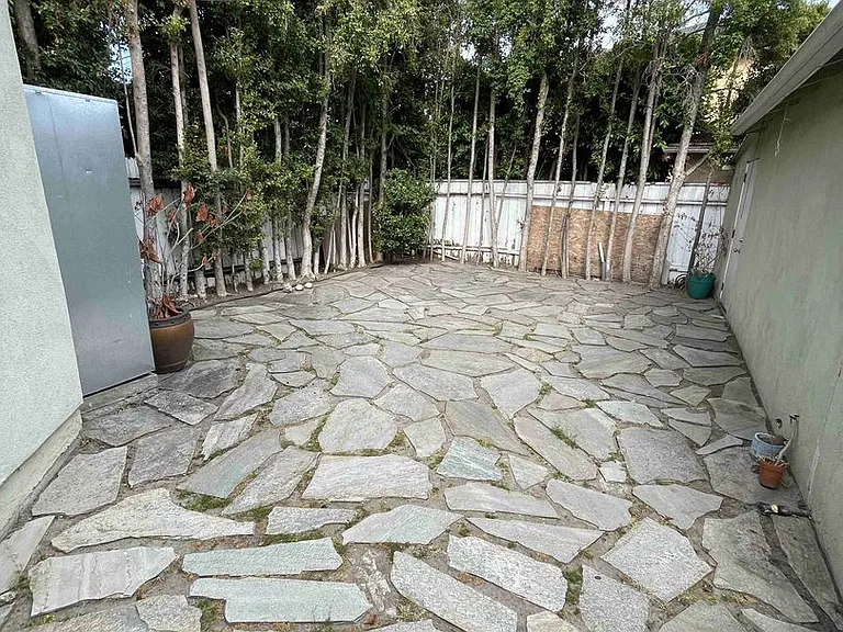 2946 S Beverly Dr — Photo 23
