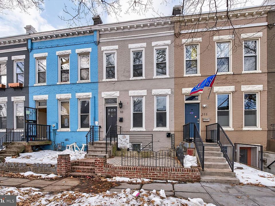 1st image of 113 15th St SE