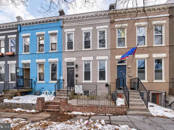 113 15th St SE, Washington, DC 20003