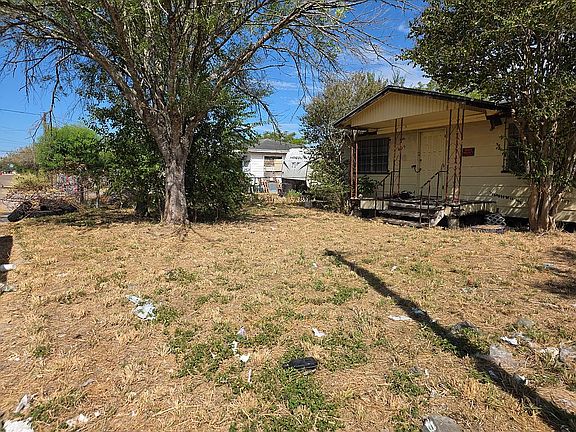 5th image of 605 Nebraska St