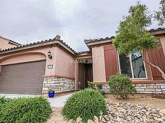 3rd image of 10361 Copalito Dr