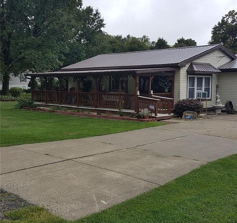 1st image of 2351 N Shore Dr