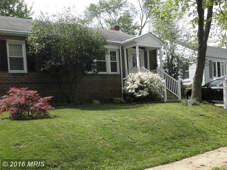 2nd image of 9740 51st Pl