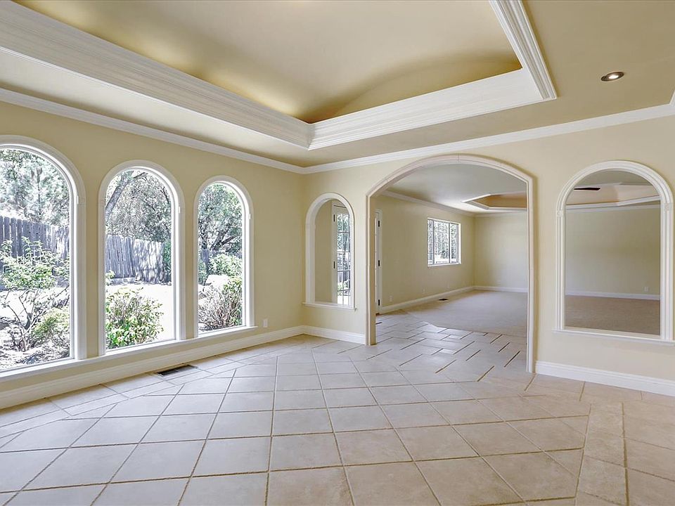1st image of 1020 Teal Ct