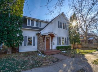 916 7th St, Hudson, WI 54016