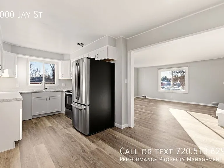 4000 Jay St — Photo 8