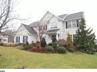 127 Valley Dr, Birdsboro, PA 19508