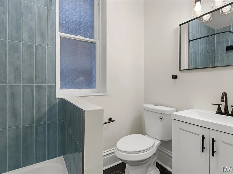 2218 Missouri Ave #1F — Photo 17