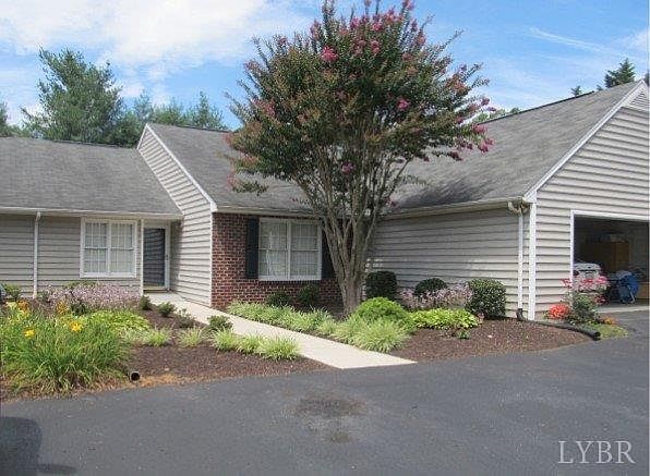 1st image of 1055 Jefferson Oaks Ct Unit 3