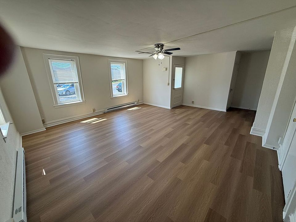 2nd image of 1333 Overlook Rd #1