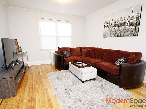2nd image of 3219 29th St #2