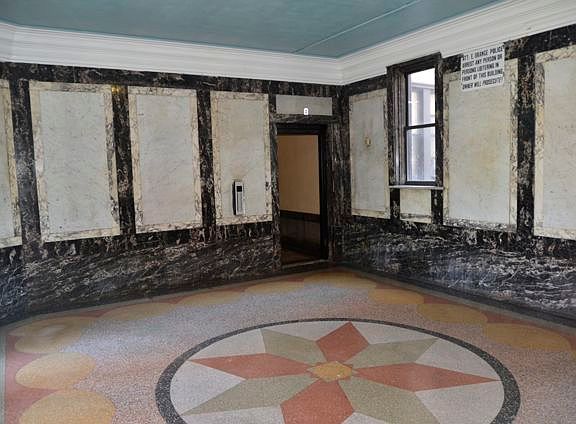 Building - Lobby