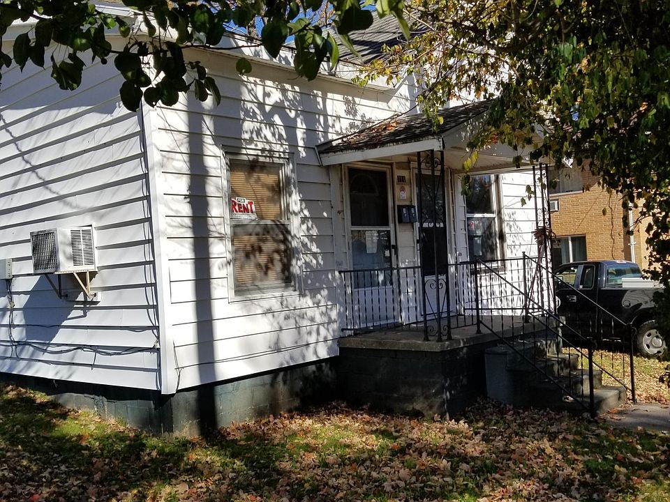 1st image of 314 E College St #1