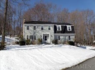 2 Greenridge Dr, Chappaqua, NY 10514