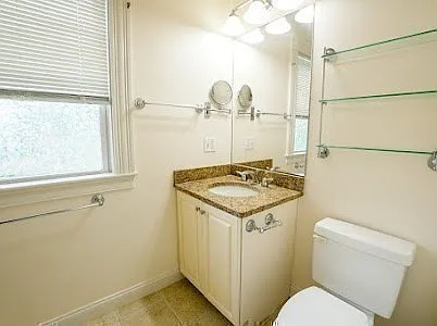 3 A Allen St #A — Photo 20
